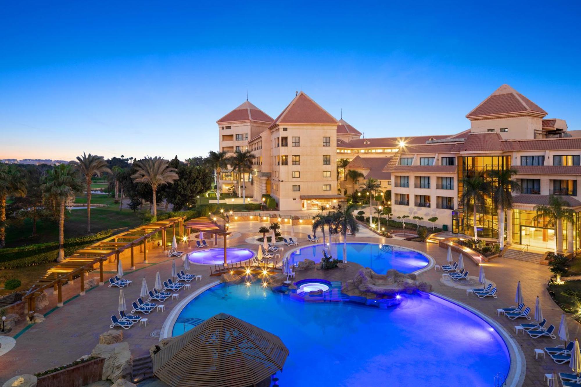 فندق هيلتون بيراميدز جولف 6th of October City المظهر الخارجي الصورة Hilton Sharm El Sheikh Resort